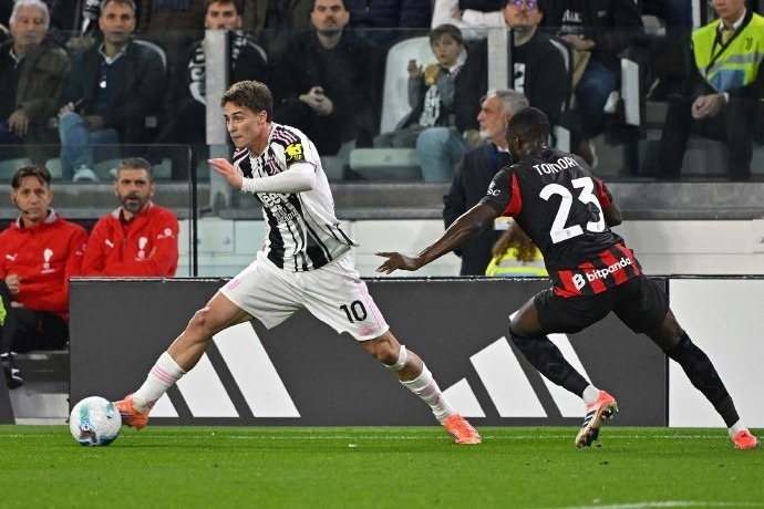 《生化8》IOS版今日正式发售！官方公布上市预告片！