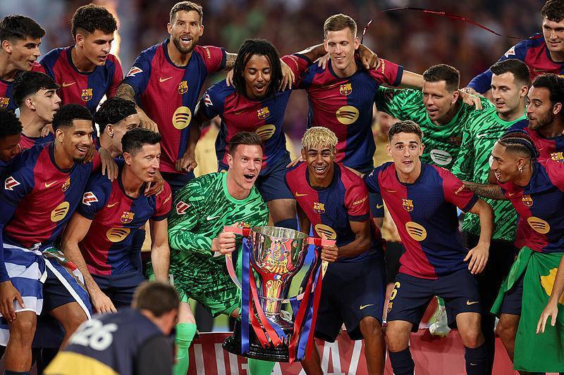 约翰逊29+9 老鹰客场大胜掘金