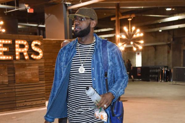 逛漫展，顺便玩到一个超有趣的游戏！