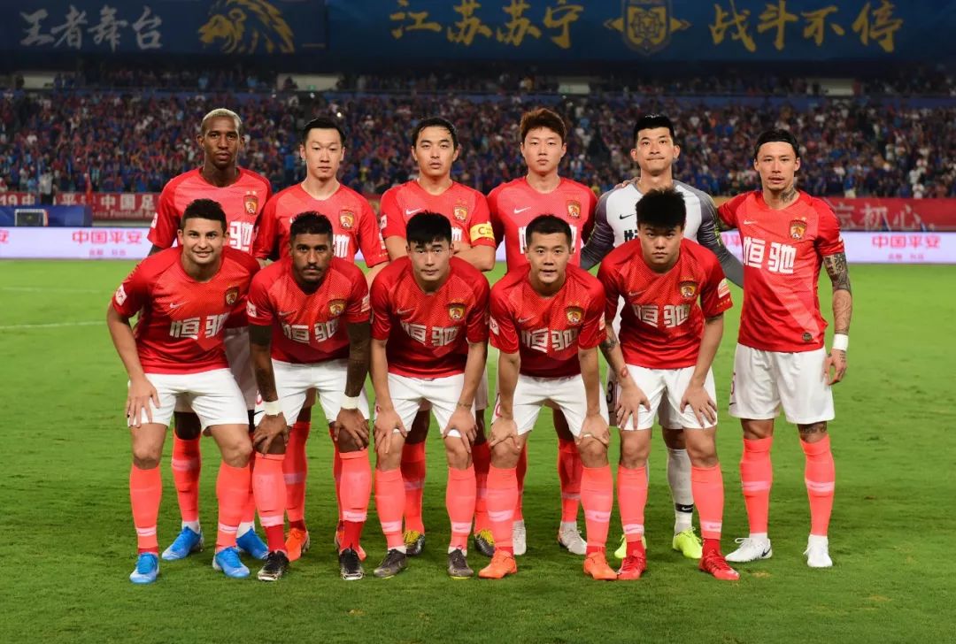 《姜饼人王国国际服》三周年活动上线，新角色圣百合揭秘，内附游戏下载攻略！